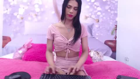 LULU online show from October 4, 2025, 7:56 pm