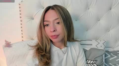 luluuberry online show from March 11, 2026, 8:59 pm