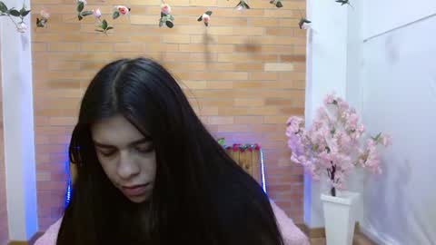 Snapshot of lumablush chatting on July 2, 2026, 10:54 am Leidydi online show from July 2, 2026, 10:54 am