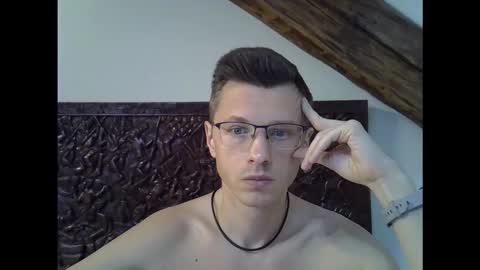 Jack online show from October 11, 2025, 2:37 pm