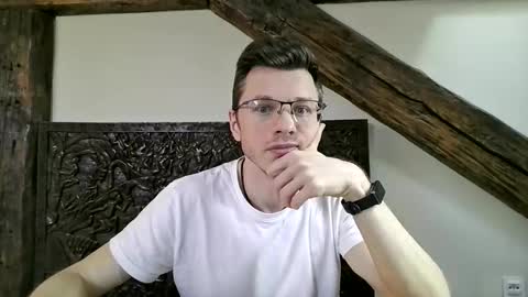 Andrew independent model 2000-0000 CET daily online show from April 25, 2026, 1:41 pm