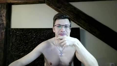 Andrew independent model 2000-0000 CET daily online show from April 30, 2026, 8:15 pm