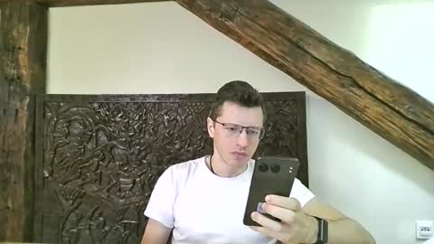 Andrew independent model 2000-0000 CET daily online show from June 10, 2026, 8:24 am