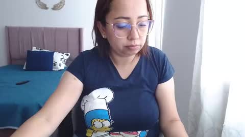 Snapshot of lumi_84 chatting on January 3, 2025, 6:03 pm LUMI online show from January 3, 2025, 6:03 pm