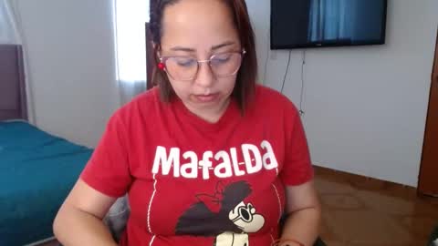 Snapshot of lumi_84 chatting on January 26, 2025, 10:35 pm LUMI online show from January 26, 2025, 10:35 pm