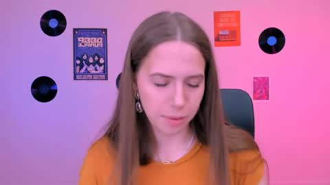 Sweet Lumi online show from May 15, 2026, 7:37 am