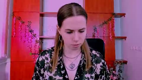Sweet Lumi online show from June 14, 2026, 7:32 am