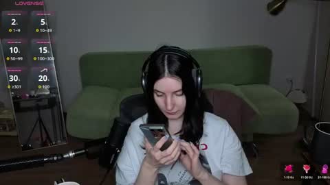 Snapshot of lumina_dark chatting on July 21, 2026, 2:08 pm Lumi online show from July 21, 2026, 2:08 pm
