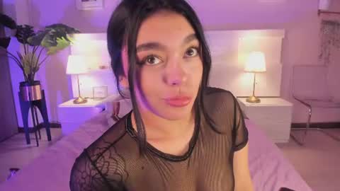 lummii_ online show from July 1, 2026, 7:13 pm