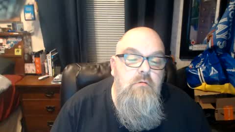 lump420 online show from August 2, 2026, 2:32 am
