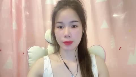 Luna online show from May 10, 2026, 3:06 pm