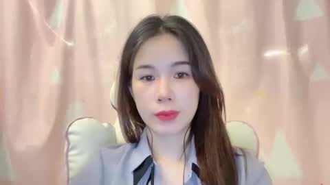 Luna online show from May 20, 2026, 5:02 am