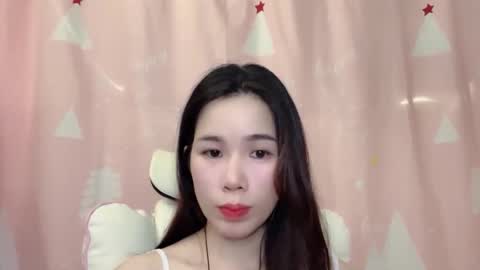 Luna online show from June 4, 2026, 4:24 pm