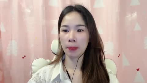 Luna online show from June 15, 2026, 9:06 pm