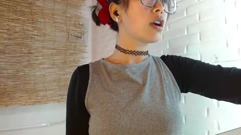 Snapshot of luna_7_777 chatting on April 23, 2026, 5:08 am Luna online show from April 23, 2026, 5:08 am