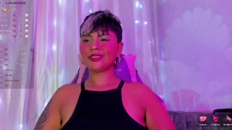 Snapshot of luna__cute chatting on January 9, 2025, 3:36 am Luna online show from January 9, 2025, 3:36 am