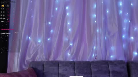 Snapshot of luna__cute chatting on January 24, 2025, 1:13 am Luna online show from January 24, 2025, 1:13 am