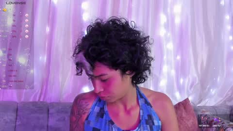 Snapshot of luna__cute chatting on January 27, 2025, 1:26 am Luna online show from January 27, 2025, 1:26 am