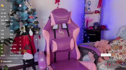 Snapshot of luna__cute chatting on November 25, 2025, 6:30 pm Luna online show from November 25, 2025, 6:30 pm