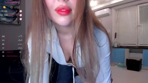 Alice online show from March 6, 2025, 8:59 pm