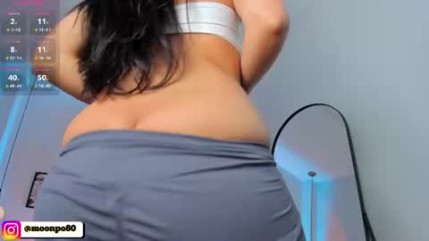 Snapshot of luna__ponce chatting on July 8, 2026, 3:38 pm online show from July 8, 2026, 3:38 pm