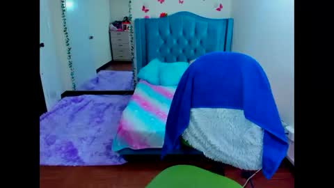 Snapshot of luna_analya chatting on September 23, 2025, 11:35 am luna_analya online show from September 23, 2025, 11:35 am