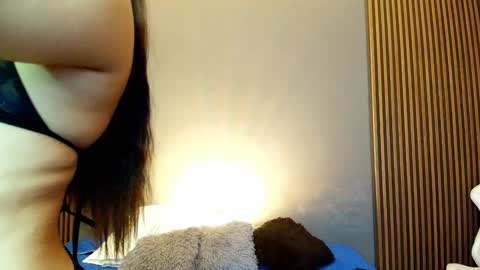 luna and banji online show from September 19, 2025, 9:15 pm