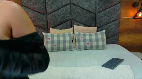 Snapshot of luna_and_jackson_ chatting on June 16, 2026, 3:31 am Luna Jackson online show from June 16, 2026, 3:31 am