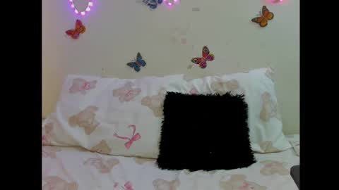 Luna online show from November 26, 2025, 2:07 pm