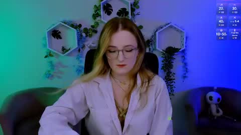 Snapshot of luna_berryy chatting on June 16, 2026, 7:16 pm luna_berryy online show from June 16, 2026, 7:16 pm