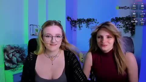 Snapshot of luna_berryy chatting on June 17, 2026, 6:53 pm luna_berryy online show from June 17, 2026, 6:53 pm