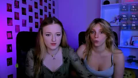 luna_berryy online show from July 13, 2026, 7:27 pm
