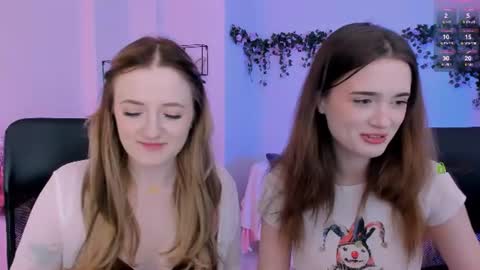 luna_berryy online show from July 28, 2026, 6:53 pm