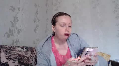 Snapshot of luna_bliiss chatting on June 1, 2026, 10:50 am Eva online show from June 1, 2026, 10:50 am