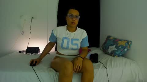 --- Luna  Cami --- online show from July 7, 2026, 4:04 am