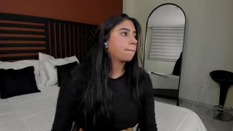 luna_cute14 online show from May 16, 2026, 9:24 pm