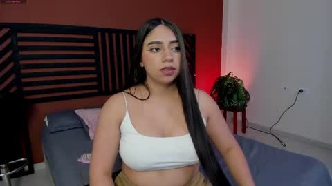 luna_cute14 online show from July 11, 2026, 7:49 pm