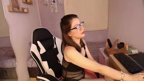 luna_desiree online show from January 17, 2026, 11:41 pm