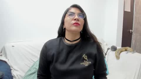 luna  online show from September 20, 2025, 11:22 am