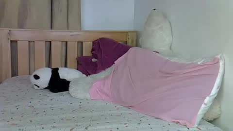 maskedmalkia online show from March 2, 2026, 5:08 am