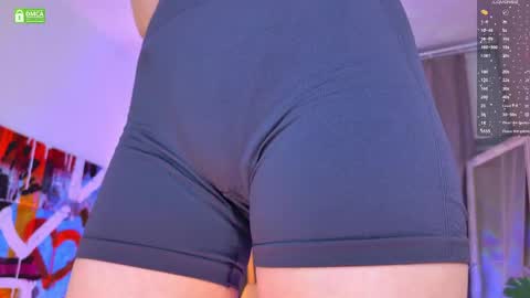 Snapshot of luna_helga chatting on June 5, 2026, 6:09 am Luna online show from June 5, 2026, 6:09 am