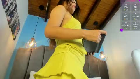 Snapshot of luna_honey9 chatting on June 25, 2026, 3:06 am luna_honey9 online show from June 25, 2026, 3:06 am