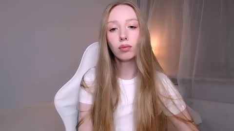 Snapshot of luna_insanity chatting on May 17, 2026, 10:06 pm Luna online show from May 17, 2026, 10:06 pm