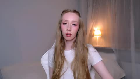 Snapshot of luna_insanity chatting on May 25, 2026, 10:49 pm Luna online show from May 25, 2026, 10:49 pm