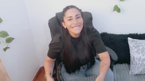 Snapshot of luna_lgomez chatting on May 16, 2026, 12:04 pm luna online show from May 16, 2026, 12:04 pm