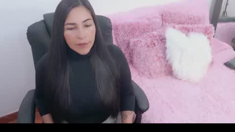 Snapshot of luna_lgomez chatting on June 16, 2026, 11:02 am luna online show from June 16, 2026, 11:02 am