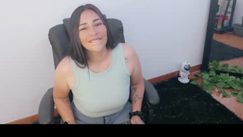 Snapshot of luna_lgomez chatting on June 23, 2026, 10:02 am luna online show from June 23, 2026, 10:02 am
