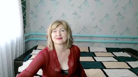 luna_lure11 online show from June 4, 2026, 8:42 am
