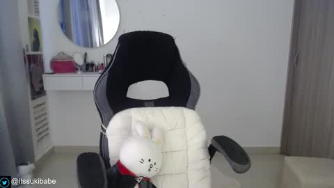 Snapshot of luna_mails chatting on November 14, 2025, 7:45 pm Luna online show from November 14, 2025, 7:45 pm