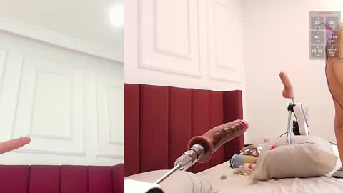 Snapshot of luna_monroe_ chatting on February 12, 2025, 10:46 am online show from February 12, 2025, 10:46 am